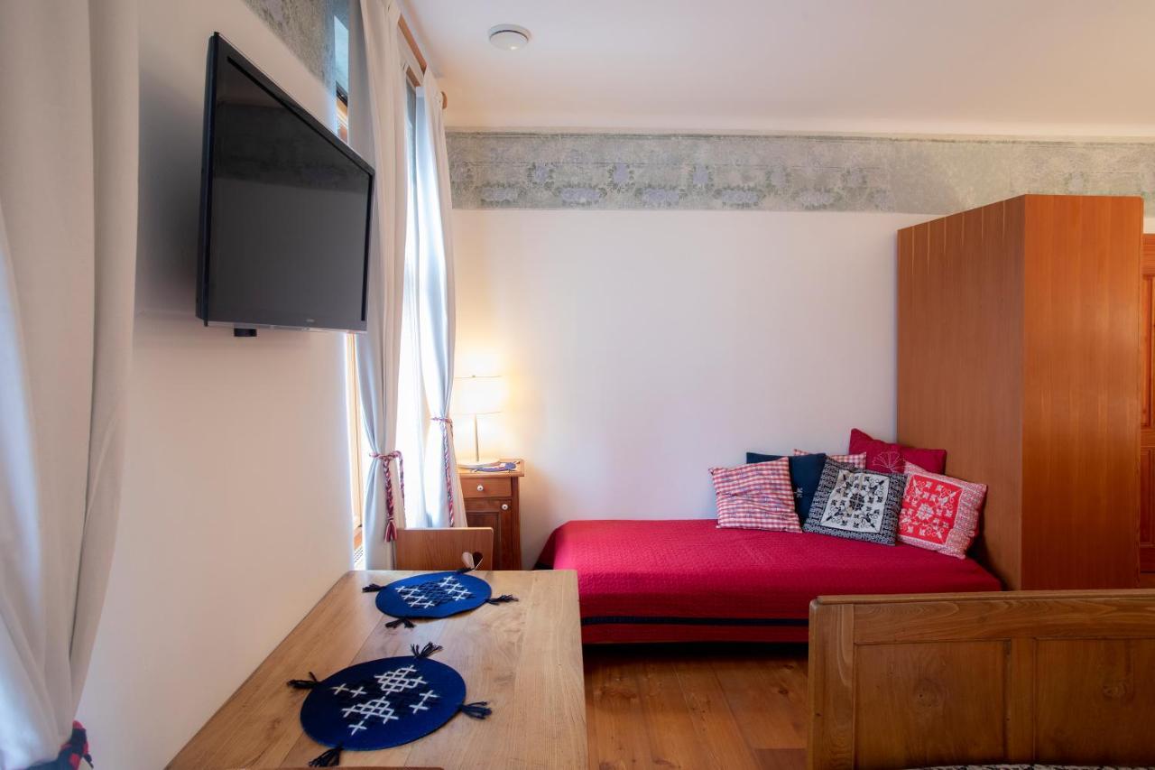Pr'Gavedarjo Eco Heritage B&B Kranjska Gora Exteriör bild