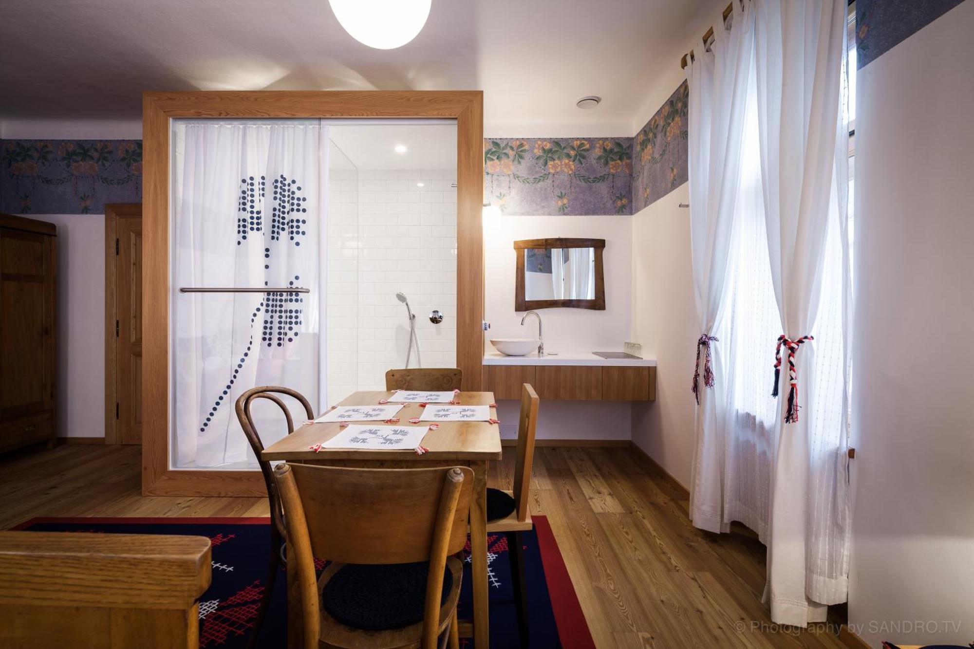 Pr'Gavedarjo Eco Heritage B&B Kranjska Gora Exteriör bild