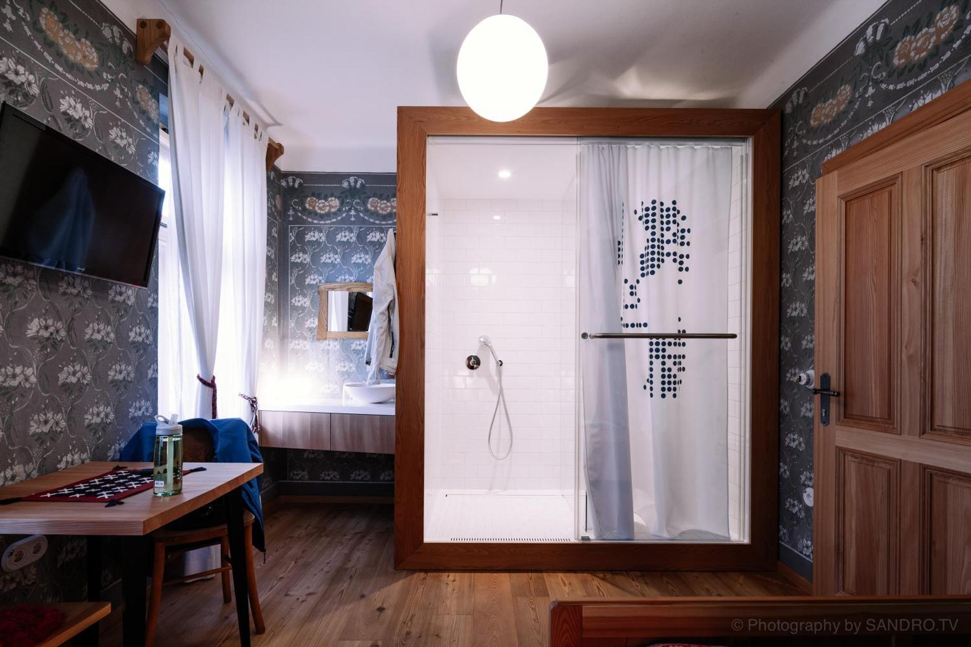 Pr'Gavedarjo Eco Heritage B&B Kranjska Gora Exteriör bild