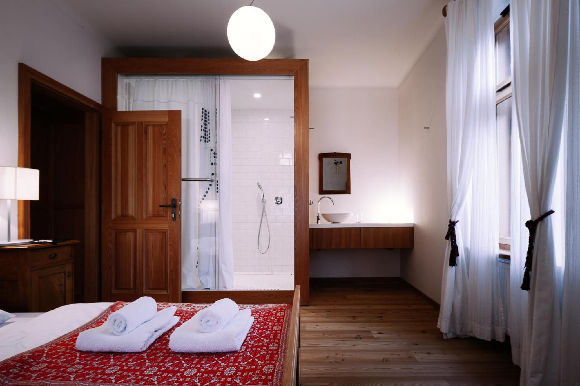 Pr'Gavedarjo Eco Heritage B&B Kranjska Gora Exteriör bild